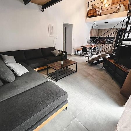 Escala Double Loft 1 & Parking In The City Center Volos Eksteriør billede