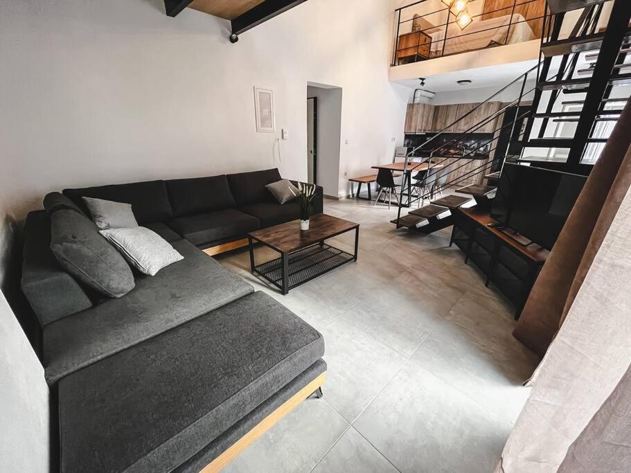 Escala Double Loft 1 & Parking In The City Center Volos Eksteriør billede